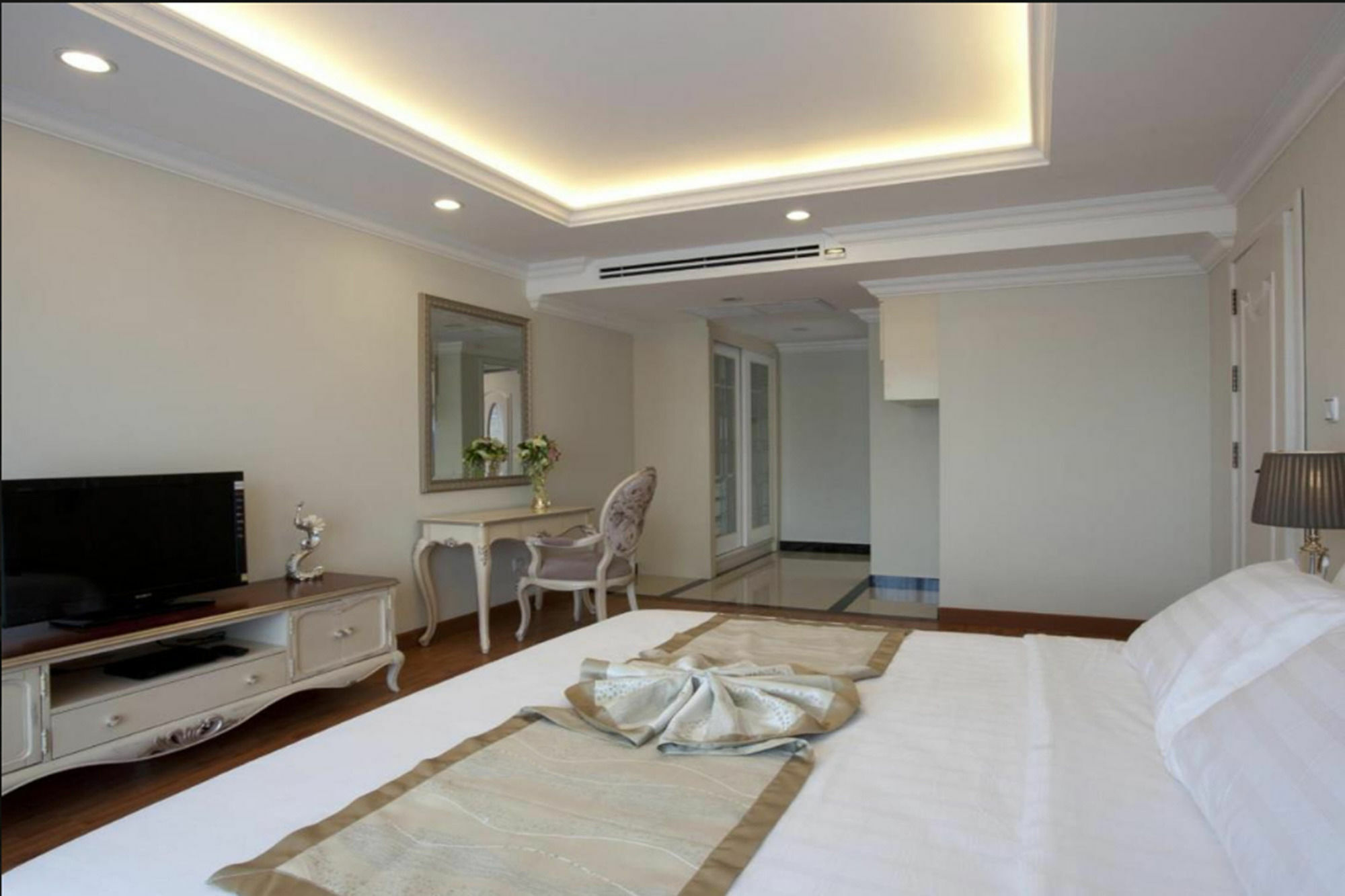 Lk Noble Suite Pattaya Εξωτερικό φωτογραφία