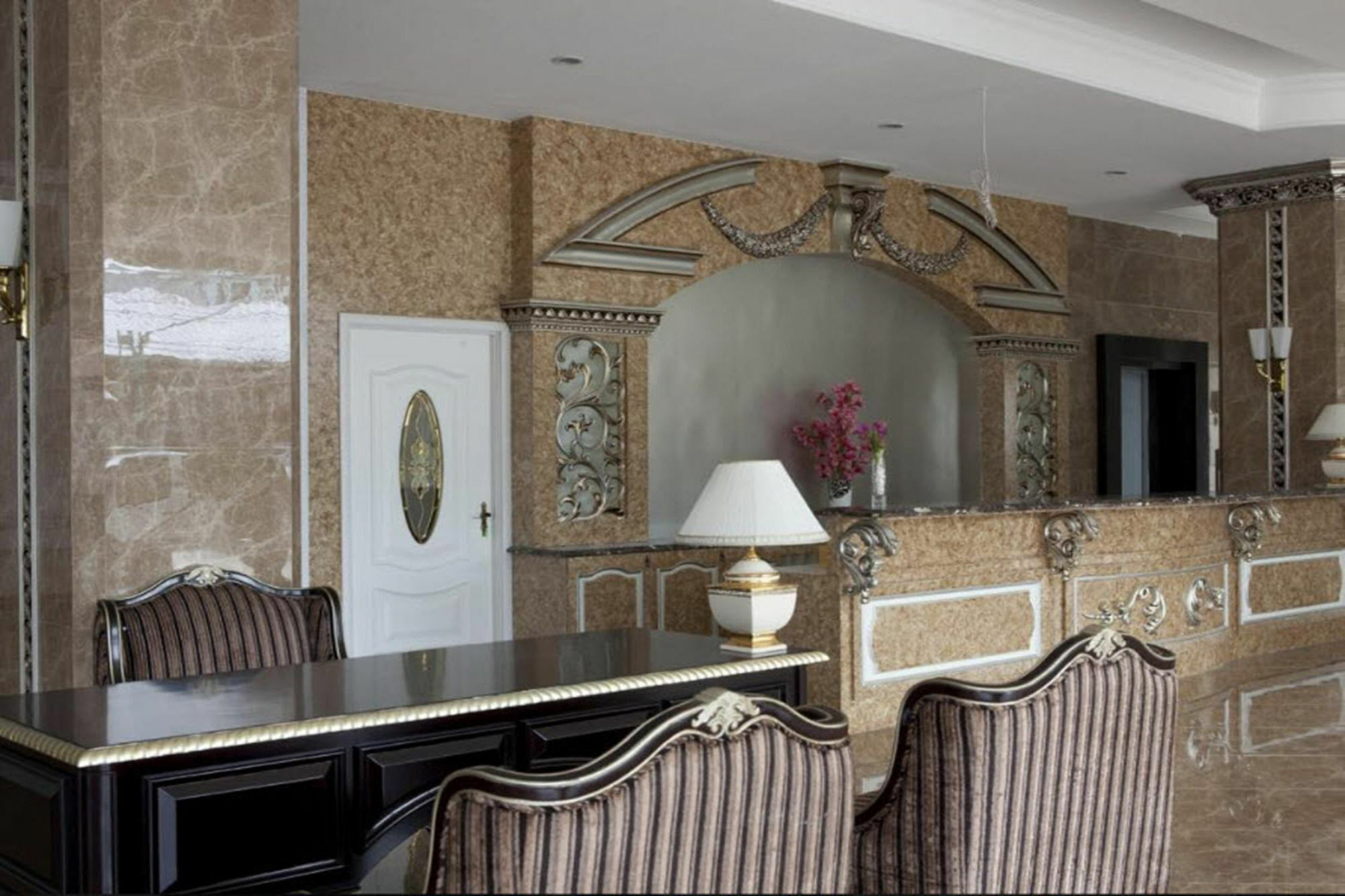 Lk Noble Suite Pattaya Εξωτερικό φωτογραφία